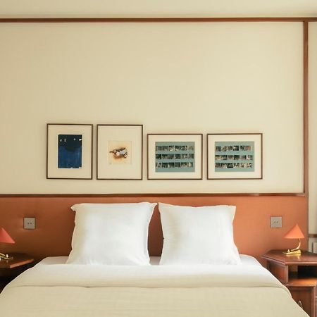 Pied A Terre Saint Honore Paris Exterior photo