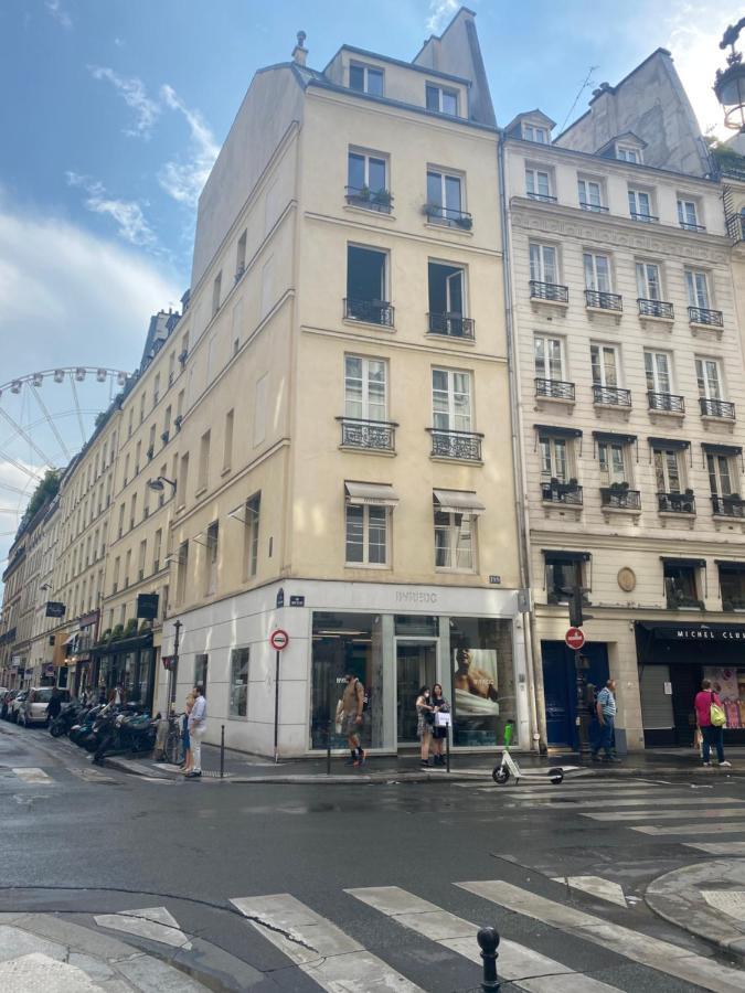 Pied A Terre Saint Honore Paris Exterior photo